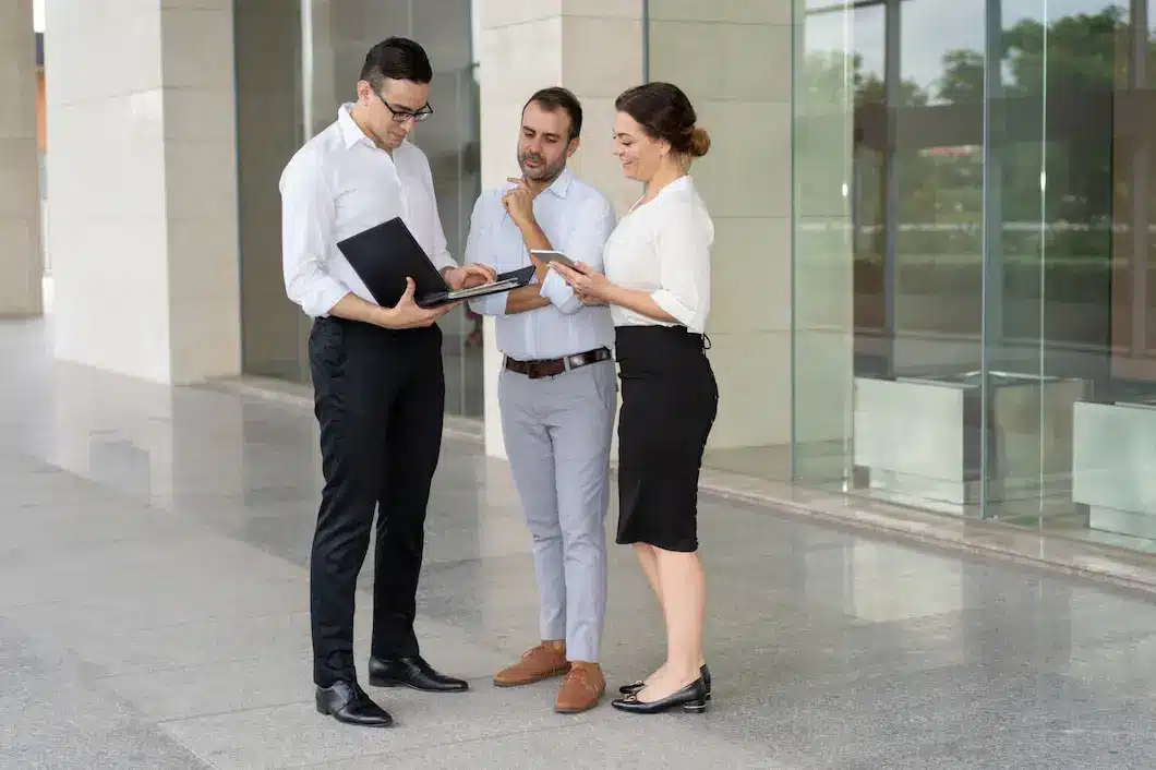 ¿Cómo Puede Ayudarte City Office?
